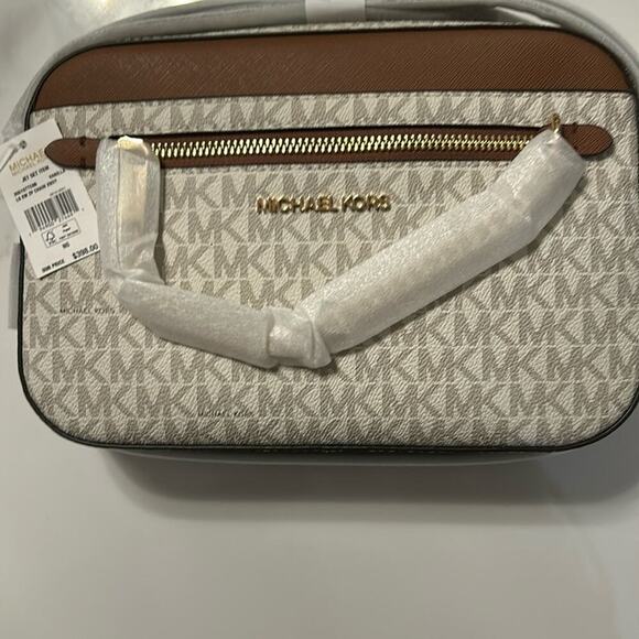 MICHAEL Kors Brown /White Jet Set Large Logo Crossbody Bag with chain. N… - Picture 6 of 7